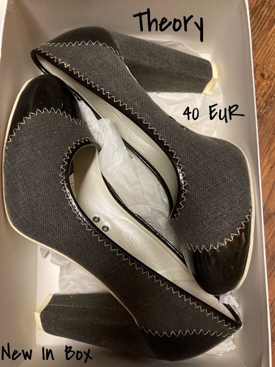 Theory Shoes - Theory Women's Black & Grey Heels Size 40 New In Box